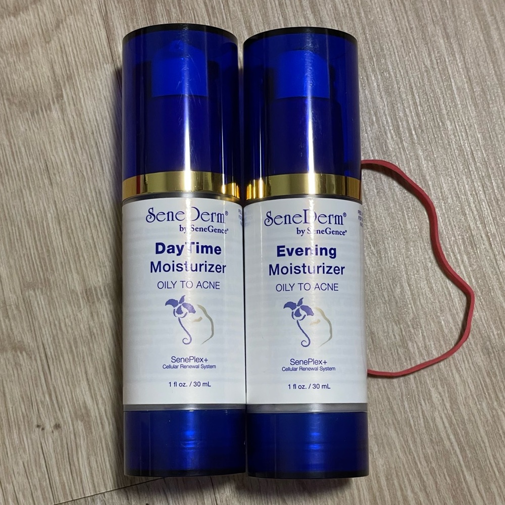 Oily to Acne Daytime and Evening Moisturizers - Picture 4 of 4